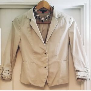 Light beige blazer